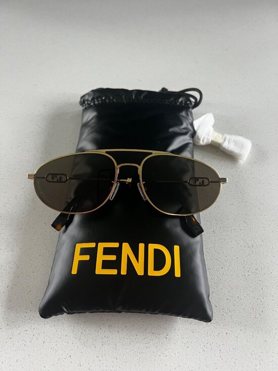 New FENDI FE40072U 30E Endura Gold/Brown 57-17-140 Sunglasses main image 7